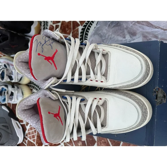 Men's Jordan Air Jordan 3 Retro international flight Size 12 - Picture 2 of 7